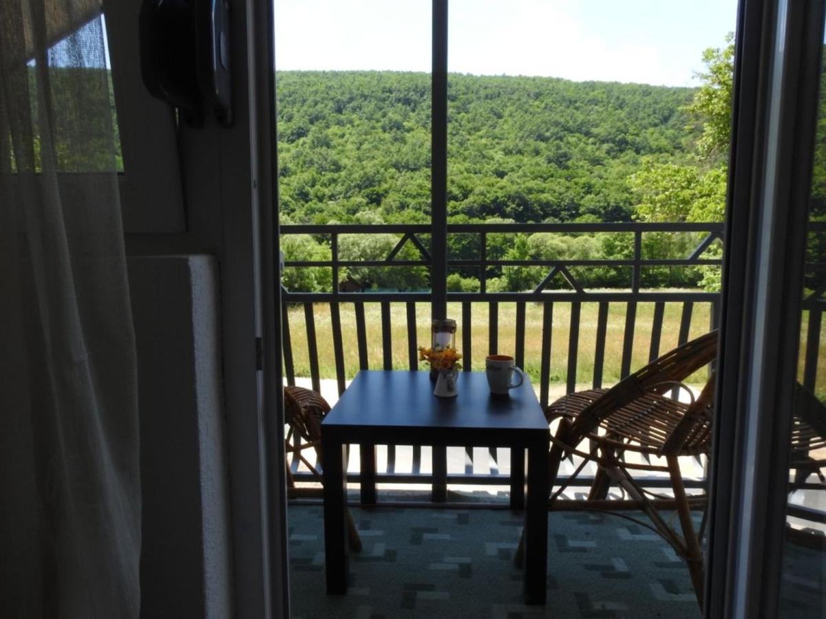 Omar & Una Apartmani Bihac Bagian luar foto