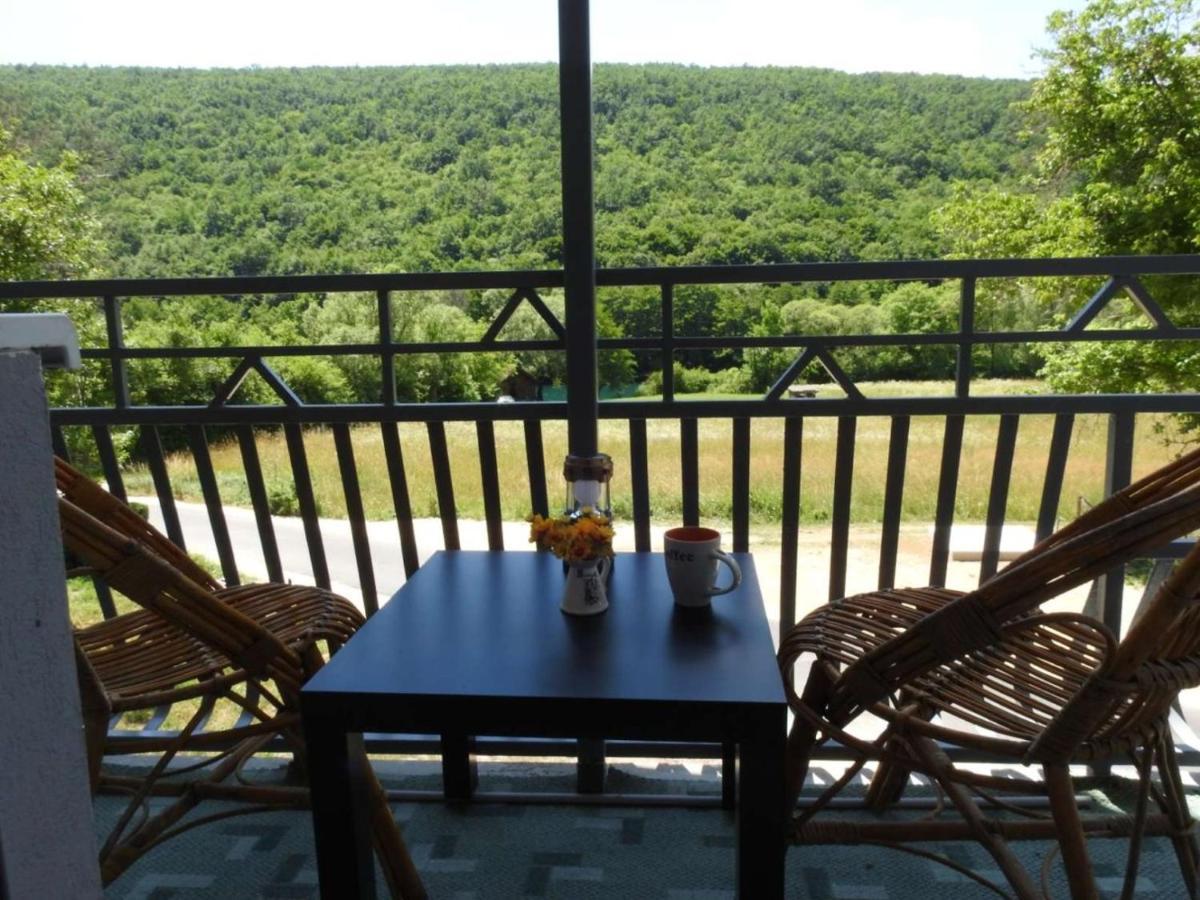 Omar & Una Apartmani Bihac Bagian luar foto
