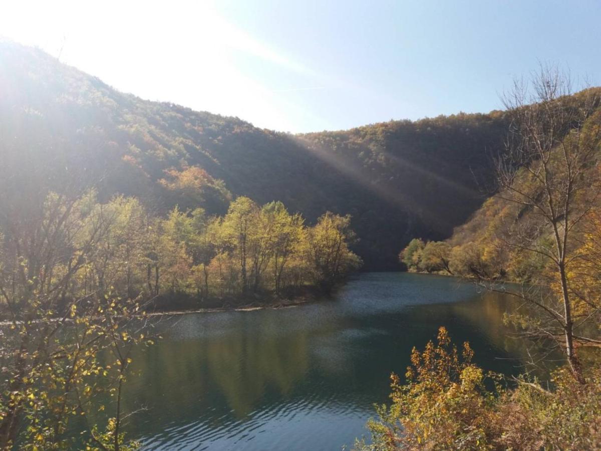 Omar & Una Apartmani Bihac Bagian luar foto