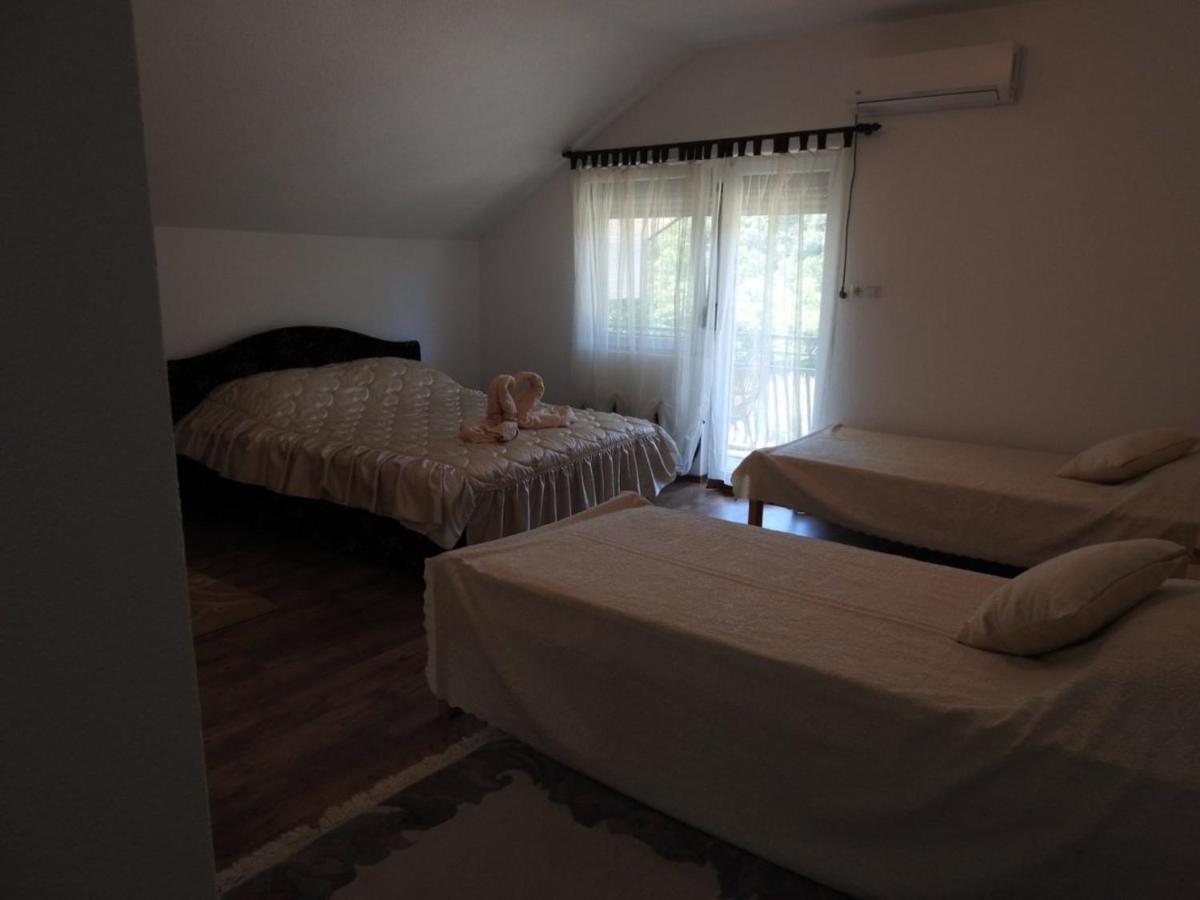 Omar & Una Apartmani Bihac Bagian luar foto