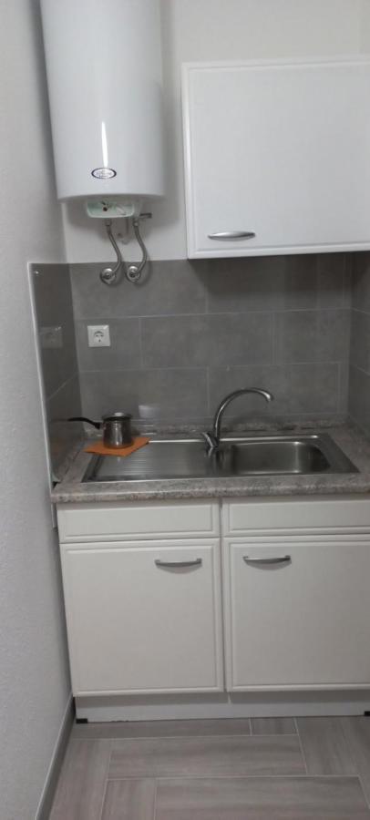 Omar & Una Apartmani Bihac Bagian luar foto