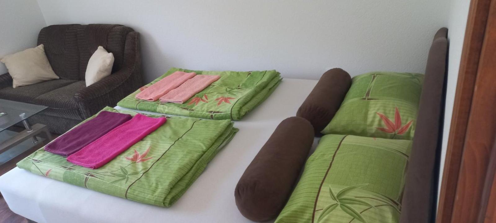 Omar & Una Apartmani Bihac Bagian luar foto